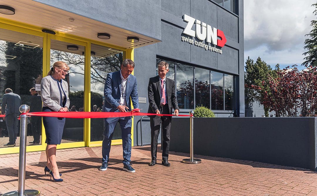Zund UK celebrates grand opening | SignLink